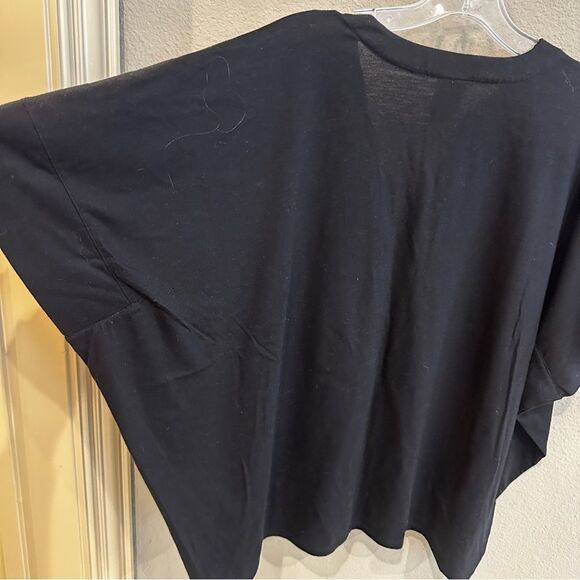 Natori | M | black Women's Classic Black Split Neck Top Super Soft Comfort Shirt - Picture 4 of 7
